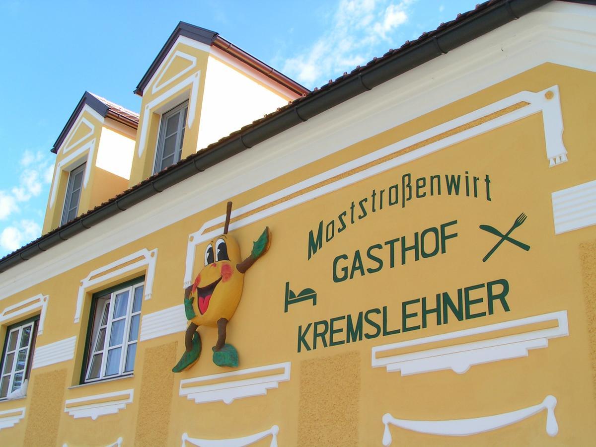Gasthof Kremslehner Stephanshart المظهر الخارجي الصورة